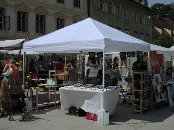 1.Kunsthandwerksmarkt am Karmeliterplatz Graz 12. - 13. Mai 2006